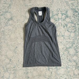 Athleta Momentum tank